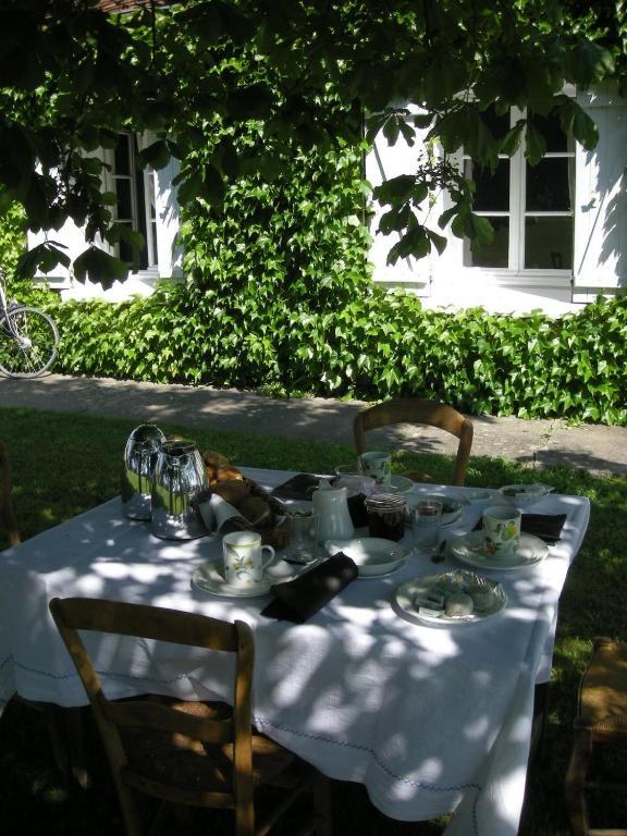 La Touche Bed & Breakfast Menetou-sur-Nahon Exterior photo